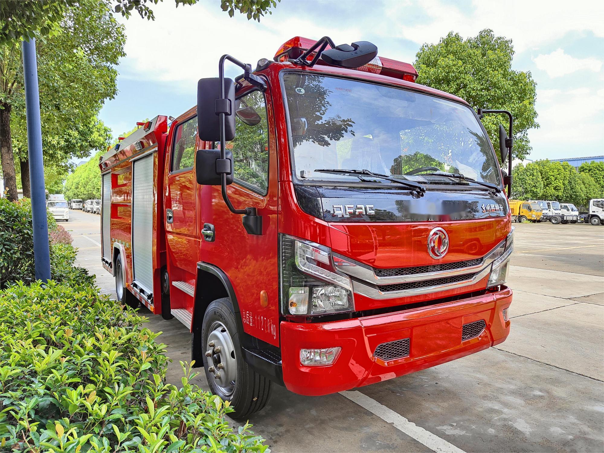 東風(fēng)5噸泡沫消防車