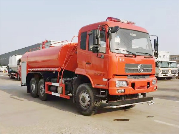 東風11噸六驅(qū)越野森林消防車